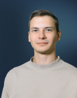 Антон Никипелов